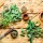 Sfruttare il potenziale delle erbe officinali in cucina: piatti deliziosi e salutari