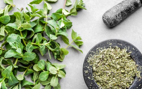 Erbe per il metabolismo e il controllo del peso
