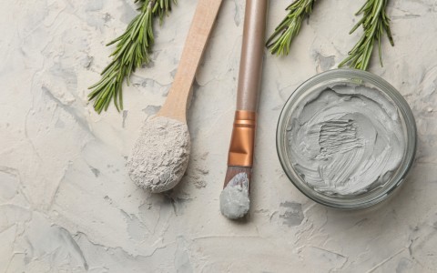 Maschera viso purificante con argilla verde e timo